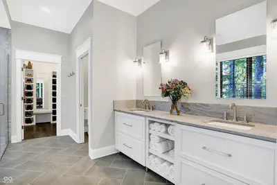 10725 Holliday Farms Boulevard, Zionsville - 28