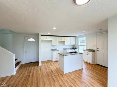 4302 Burrwood Drive, Indianapolis - 27