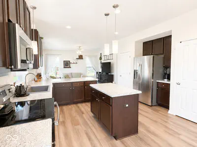 30 Mandon Court, Cicero - 3