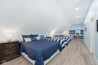 7433 Hummingbird Drive, Nineveh - 9