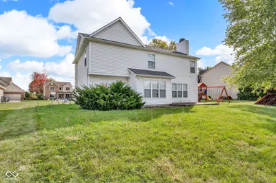 8626 Golden Falls Circle, Avon - 21