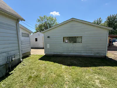2423 3rd Avenue, Terre Haute - 20