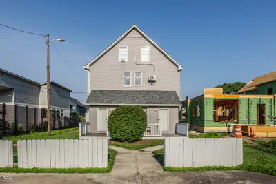 1629/1631 Carrollton Avenue, Indianapolis - 34