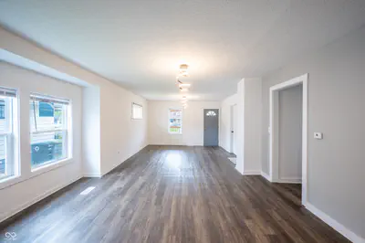 1605 Memorial Drive, Muncie - 8