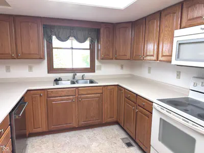 423 Alexander Drive, Seymour - 34