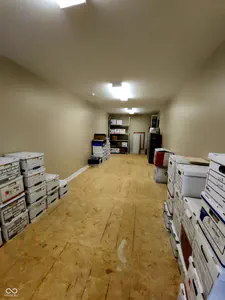 7376 Business Center Drive, Avon - 39