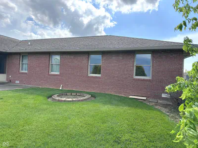 423 Alexander Drive, Seymour - 17
