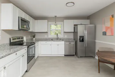 6824 Sargent Road, Indianapolis - 15