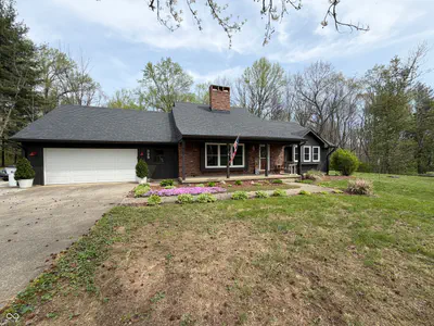 825 Krislynn Woods Avenue, West Terre Haute - 3