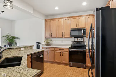 12897 Oxbridge Place, Fishers - 13