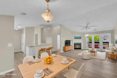209 Faulkner Court, Carmel - 9