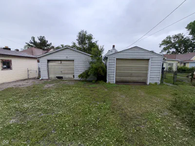 2423 3rd Avenue, Terre Haute - 18