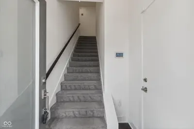727 Illinois Street, Indianapolis - 28