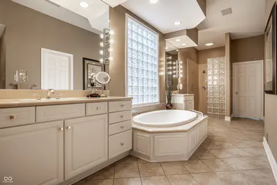 337 Millridge Drive, Carmel - 25