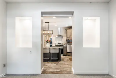 8688 Buffett Parkway, Fishers - 50