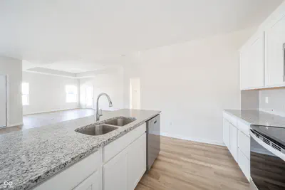 6204 Fairview Drive, McCordsville - 13