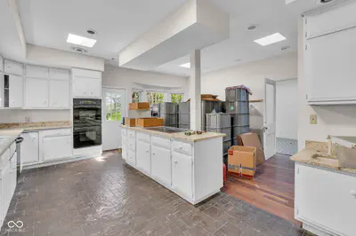 1250 Park Avenue, Franklin - 10