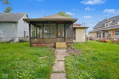 413 12th Street, Elwood - 23