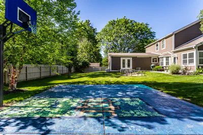 8688 Buffett Parkway, Fishers - 40