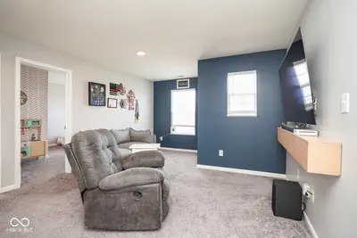 437 Thunderwood Drive, Greenfield - 38