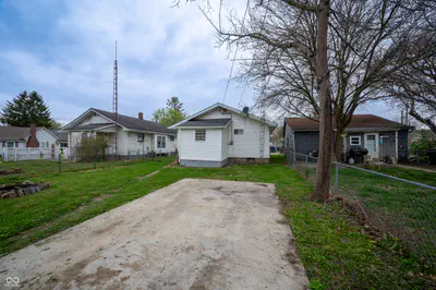 1605 Memorial Drive, Muncie - 21