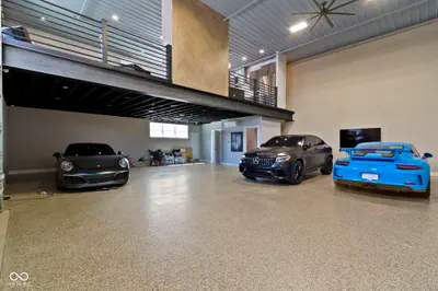 17745 Motor District Circle, Westfield - 19