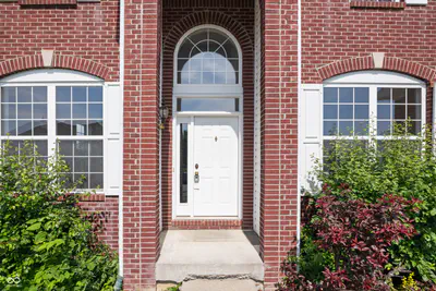 5682 Port Drive, McCordsville - 2