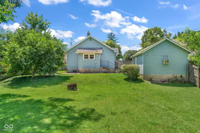 921 Walnut Street, Franklin - 29