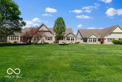 1029 Sterling Court, Crown Point - 3