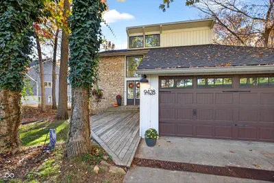 9428 Harbour Pointe Drive, Bloomington - 2