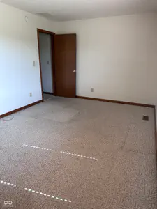 423 Alexander Drive, Seymour - 63