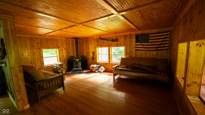 920 County Road 300, North Vernon - 66