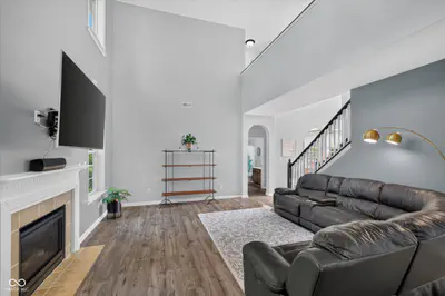 12160 Wolverton Way, Fishers - 10