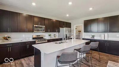 6973 Heritage Pass, Greenfield - 16