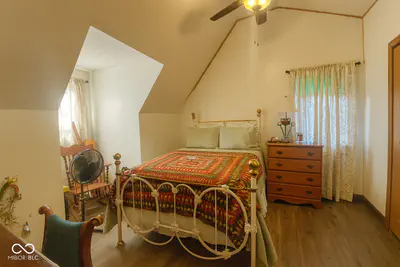 2869 Colby Drive, Marshall - 14