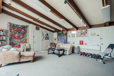 225 College Drive, Anderson - 22
