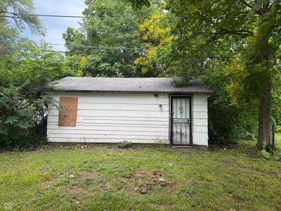 2854 Illinois Street, Indianapolis - 8