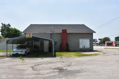 709 Morton Avenue, Martinsville - 11