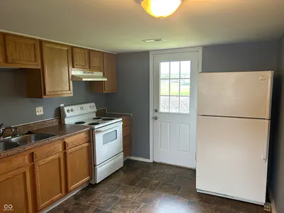 5-10, 15-26 Lee Drive, Martinsville - 18
