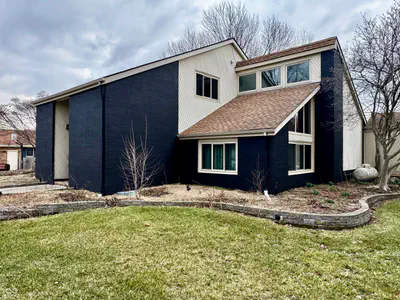 560 Sir Lancelot Drive, Seymour - 2