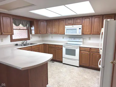 423 Alexander Drive, Seymour - 31