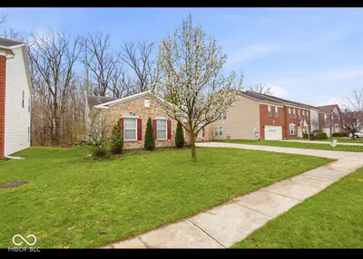 344 Legacy Boulevard, Greenwood - 6