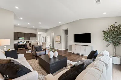 308 Blue Moon Way, Jamestown - 5