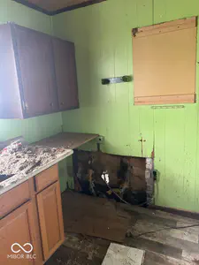 542 Wall, Winchester - 6