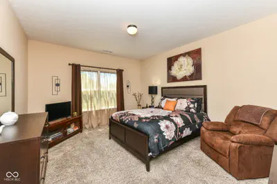10917 Hunter Lake Lane, Indianapolis - 17