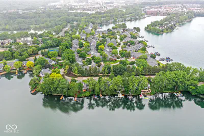 7833 Clearwater Cove Drive, Indianapolis - 44