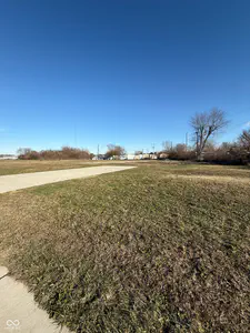 555 Commercial Boulevard, Martinsville - 6