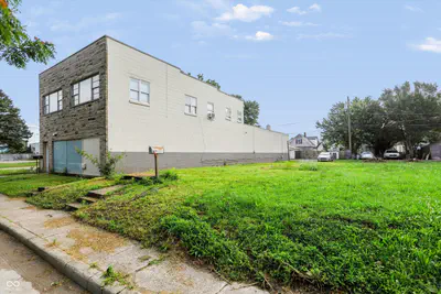 2121 Madison Avenue, Indianapolis - 74