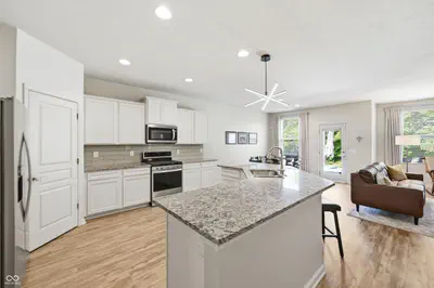 1132 Sunset Boulevard, Avon - 11