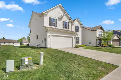 1441 Boots Trail, Greenfield - 10